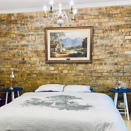 The Little Hideaway Guesthouse Stellenbosch Exterior photo