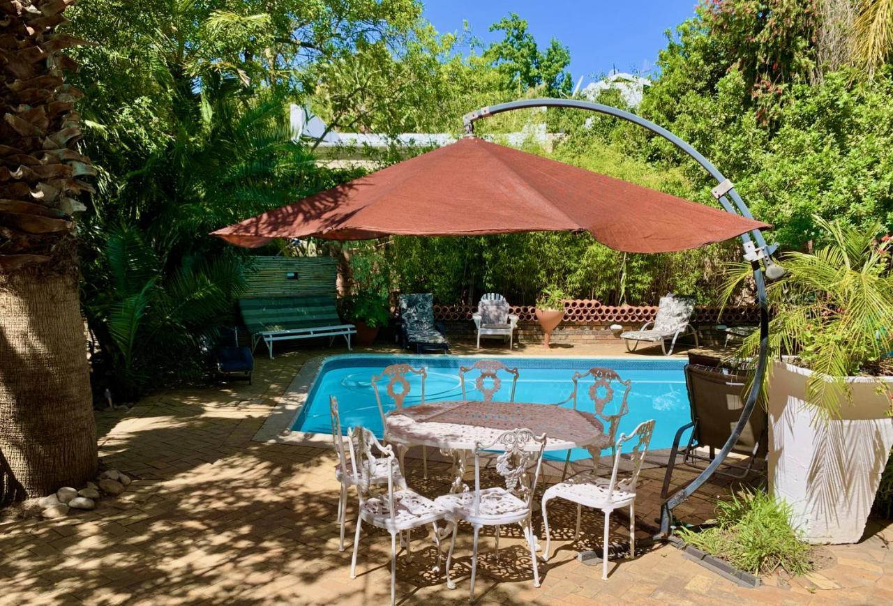 The Little Hideaway Guesthouse Stellenbosch Exterior photo